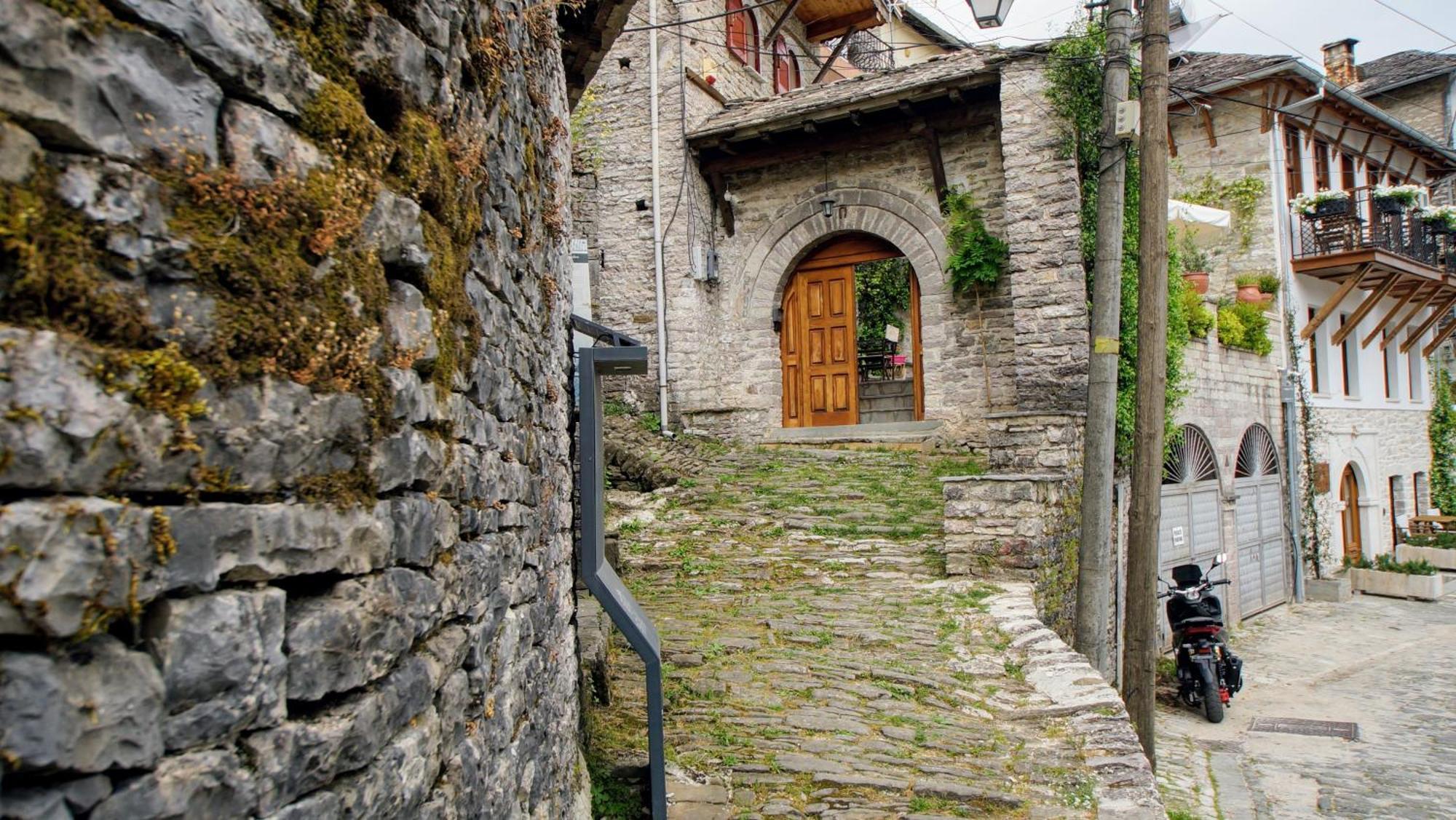 The Of Diplomacy Apartment Gjirokaster