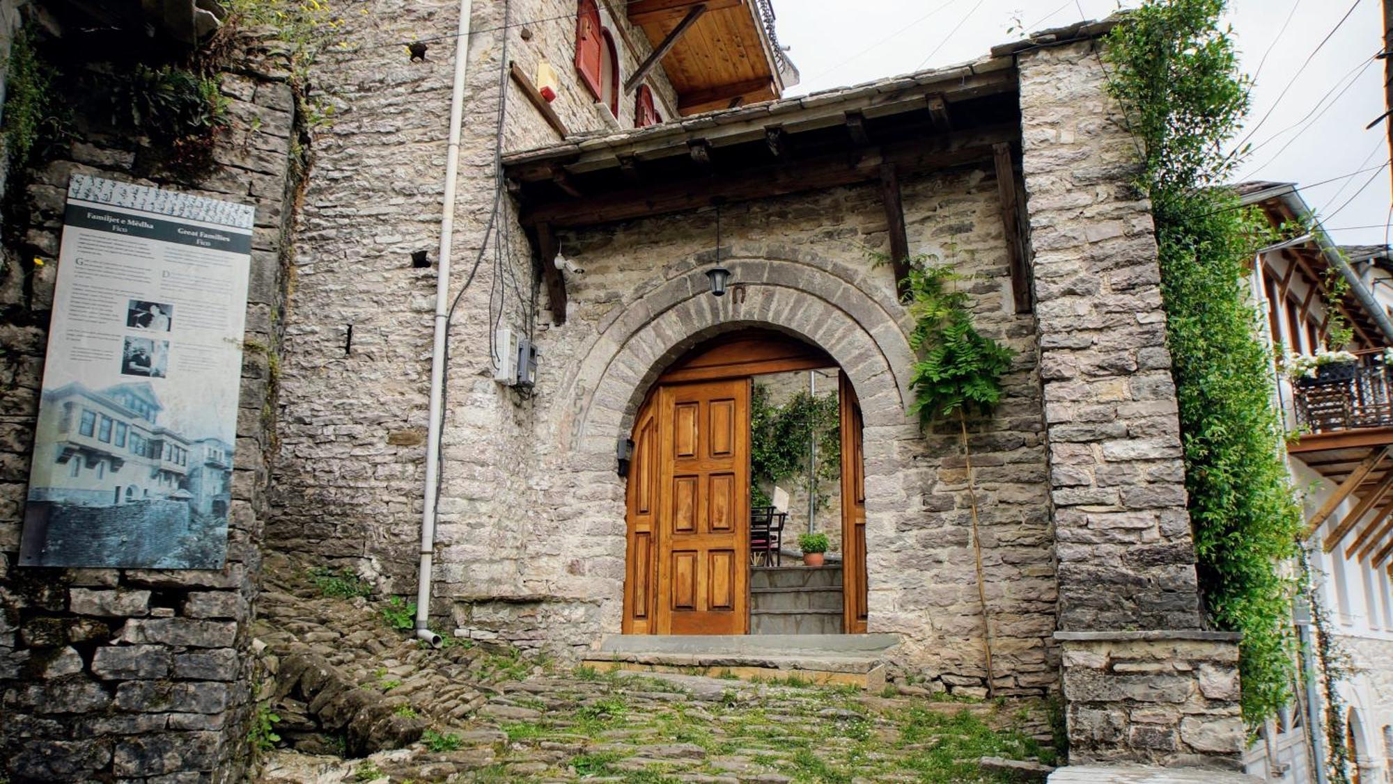 The Of Diplomacy Apartment Gjirokaster